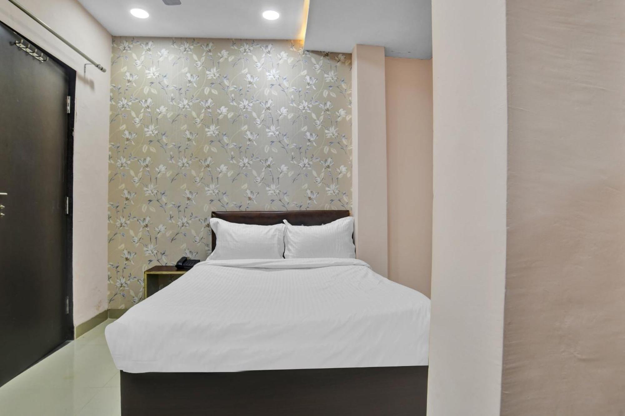 Hotel O Sai Sahara Indore Buitenkant foto