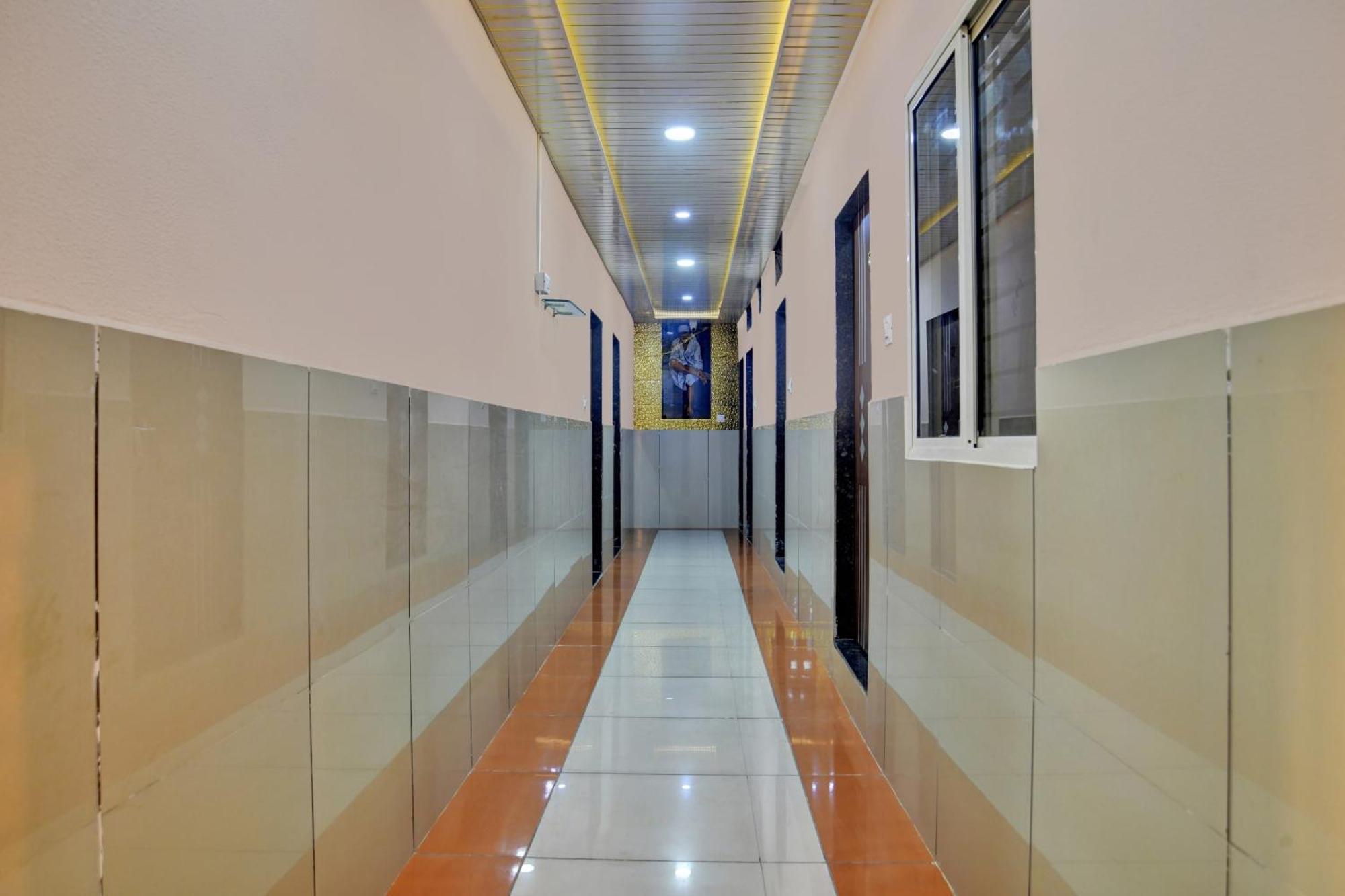 Hotel O Sai Sahara Indore Buitenkant foto