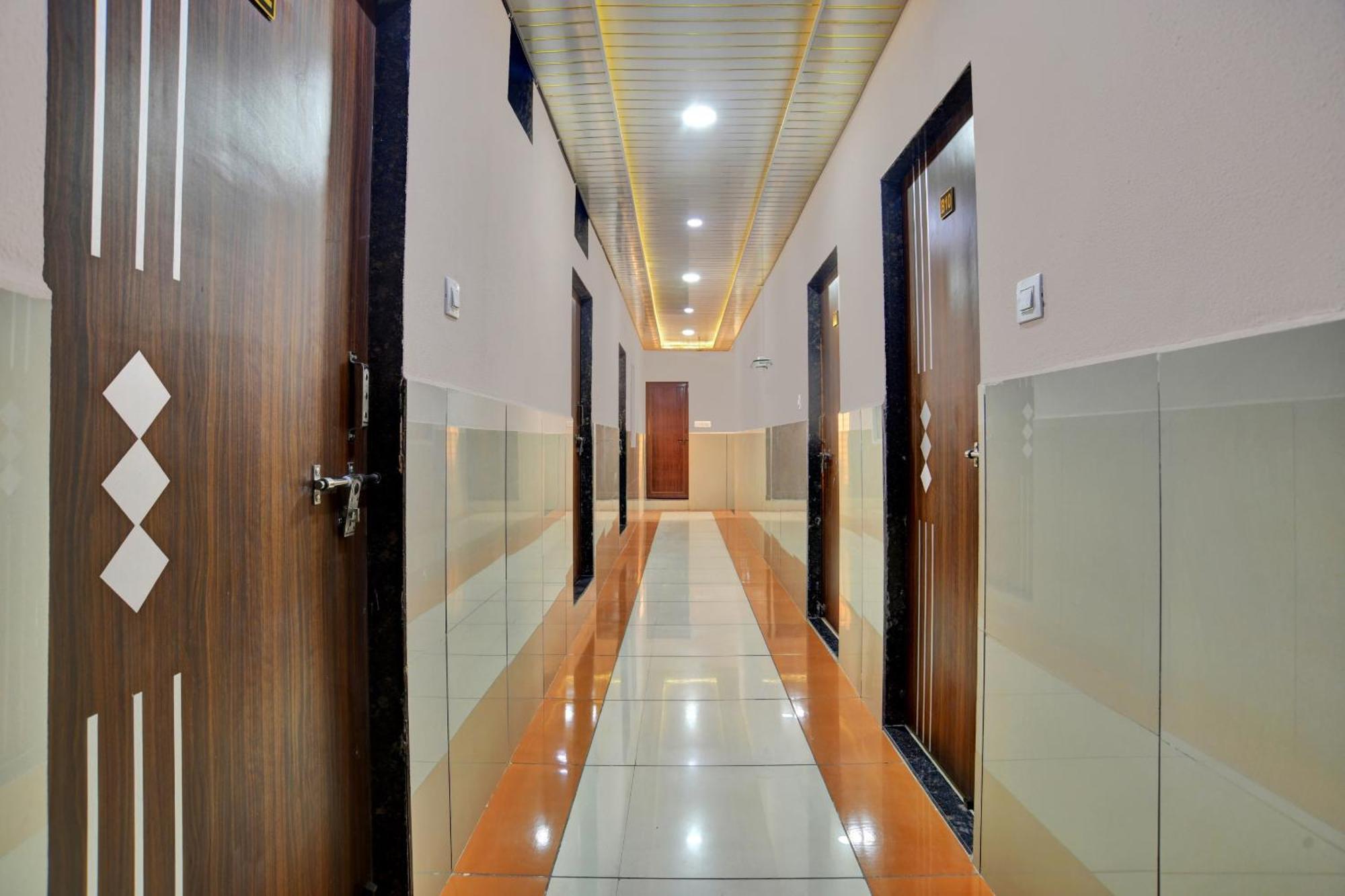 Hotel O Sai Sahara Indore Buitenkant foto
