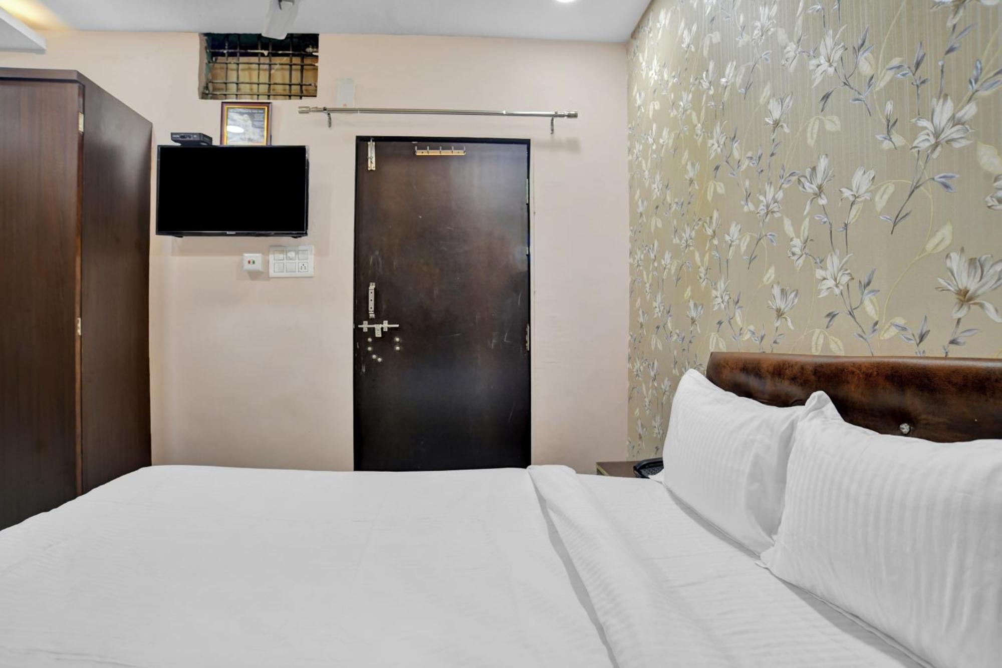 Hotel O Sai Sahara Indore Buitenkant foto